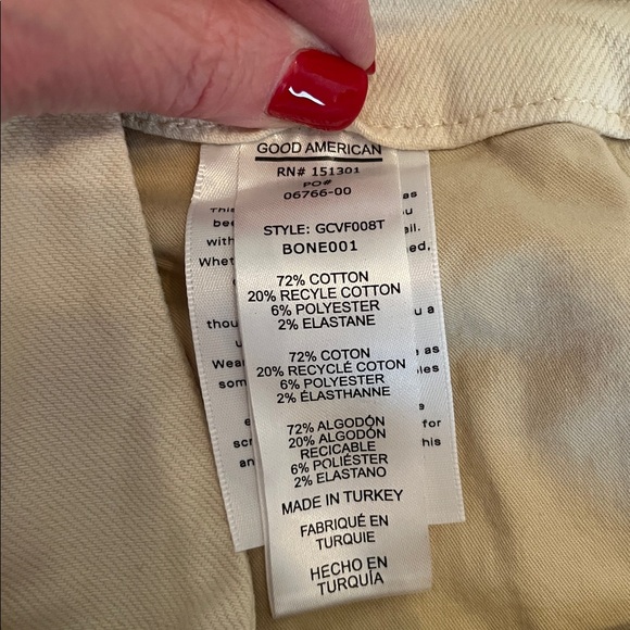 Good American Good Classic Slim Straight Bone Jeans - Picture 8 of 9